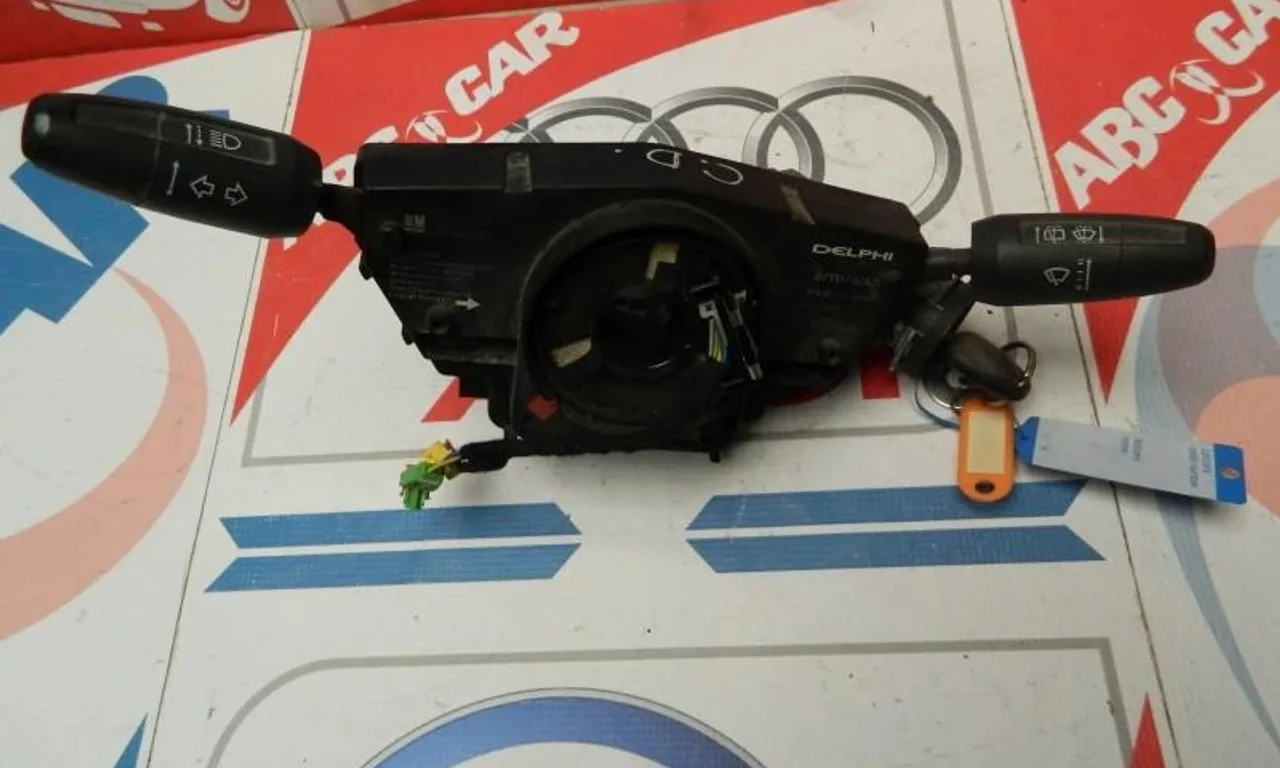 Maneta stergatoare si semnalizare OPEL CORSA D 2006-2015