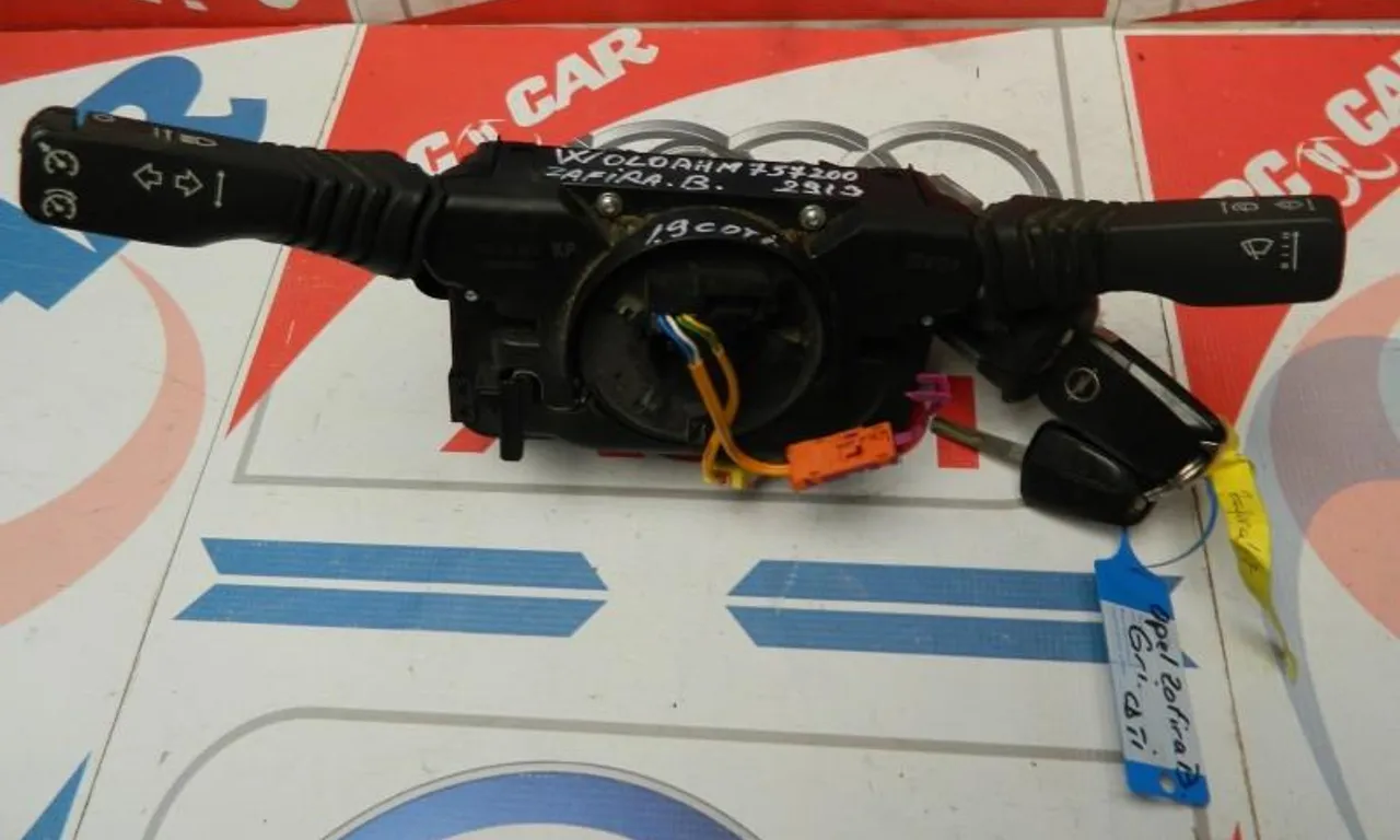 Maneta stergatoare si semnalizare OPEL ZAFIRA B 2005-2015