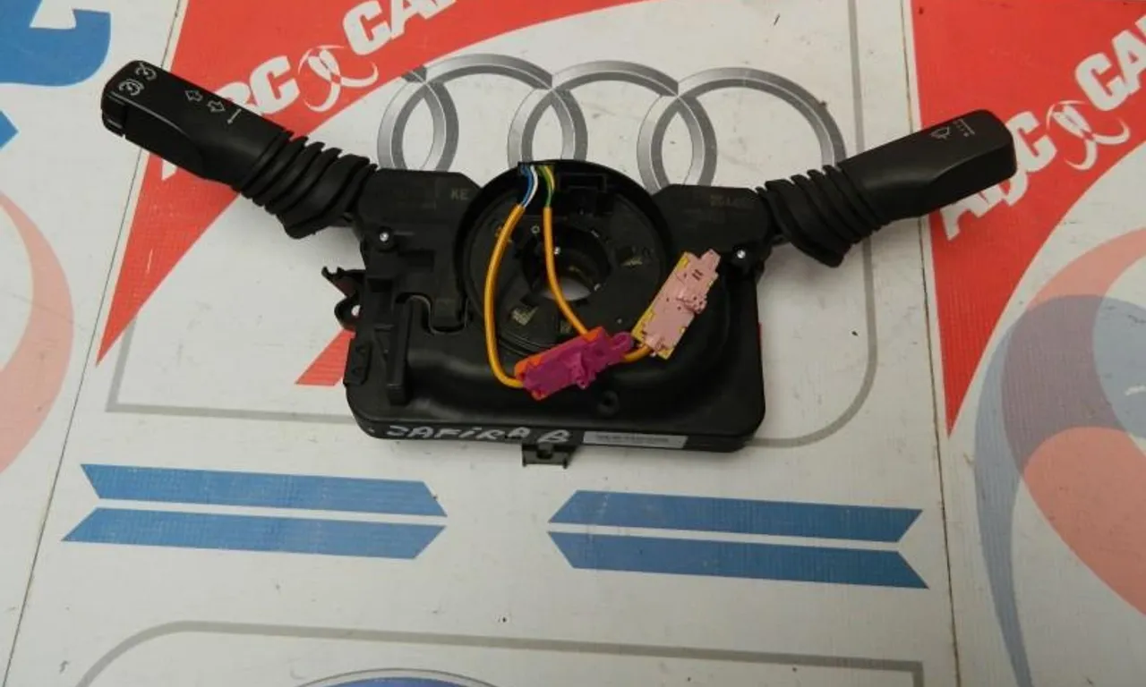 Maneta stergatoare si semnalizare OPEL ZAFIRA B 2005-2015