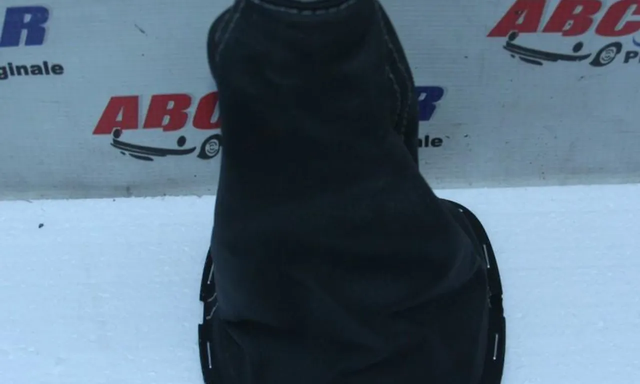 Manson schimbator TOYOTA YARIS 2013-null