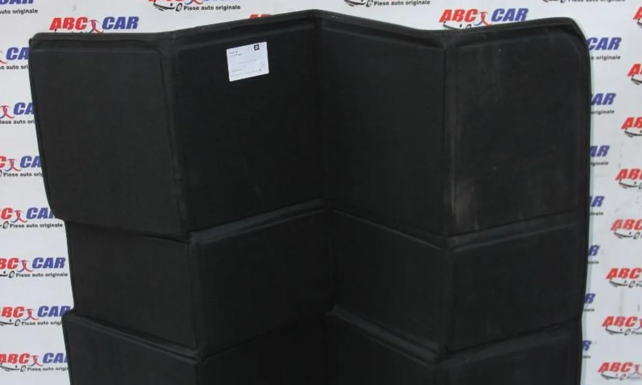 Mocheta portbagaj OPEL ZAFIRA TOURER C 2011-null