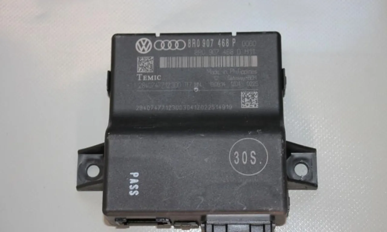 Modul control AUDI A4 Allroad B8 2009-2017