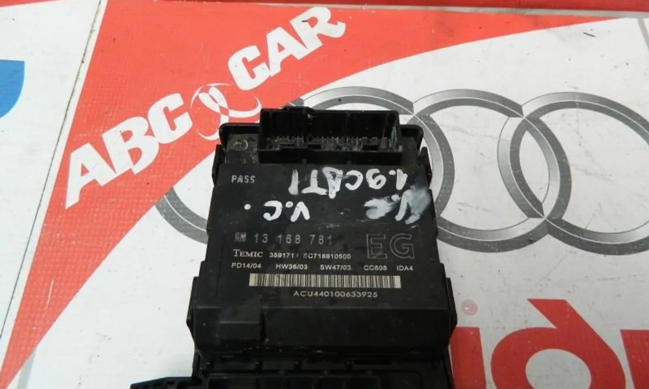 Modul tablou siguranta OPEL VECTRA C GTS 2002-2009