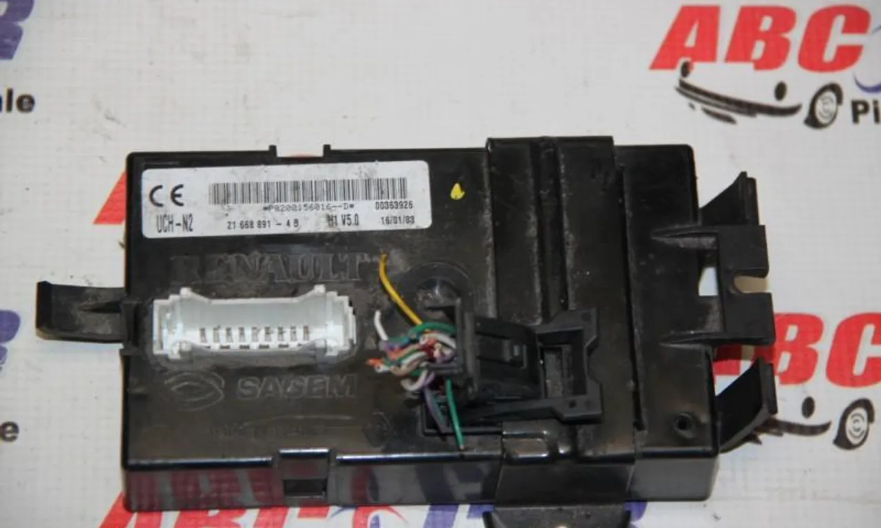 Modul UCH RENAULT TRAFIC II 2001-null