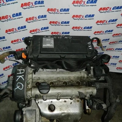 Motor complet fara anexe VOLKSWAGEN POLO 1994-1999 AKQ, vedere frontata