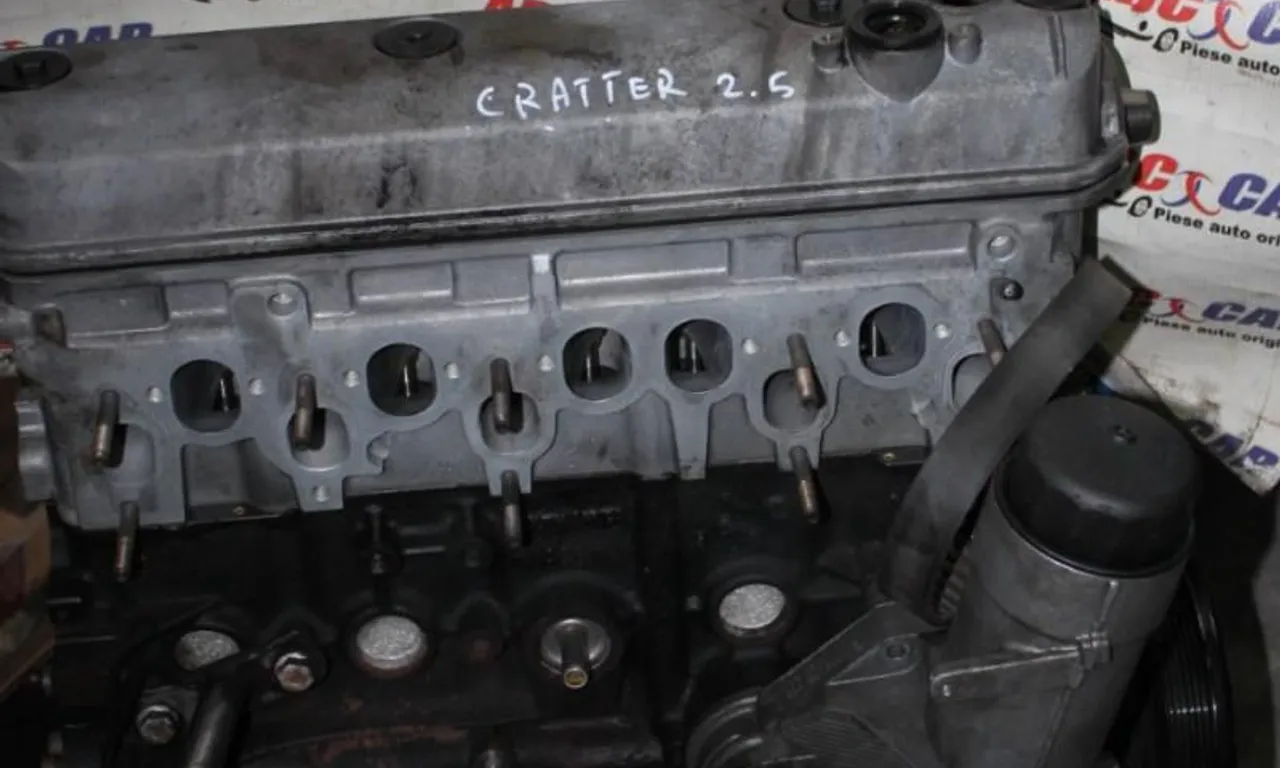 Motor complet fara subansamble VOLKSWAGEN CRAFTER 30-35 bus 2006-2016