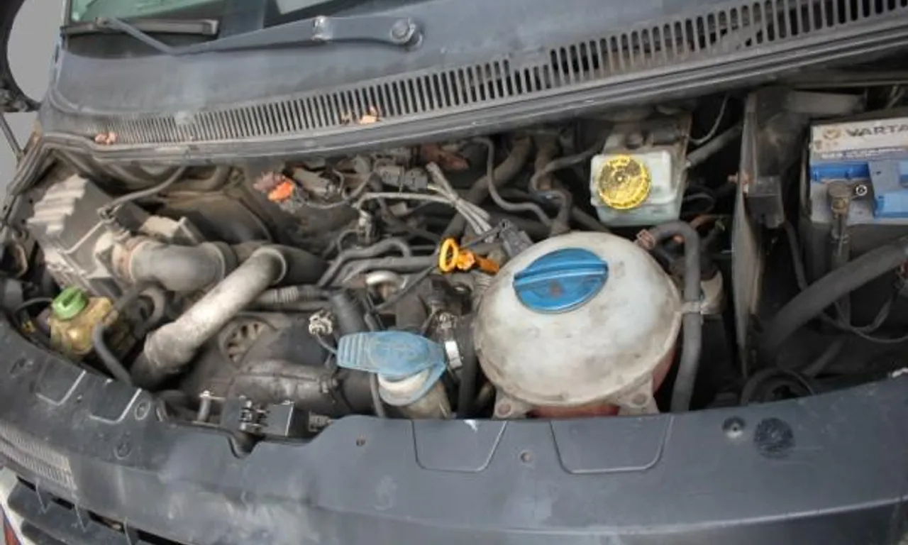 Motor complet fara subansamble VOLKSWAGEN TRANSPORTER T5 2003-2016