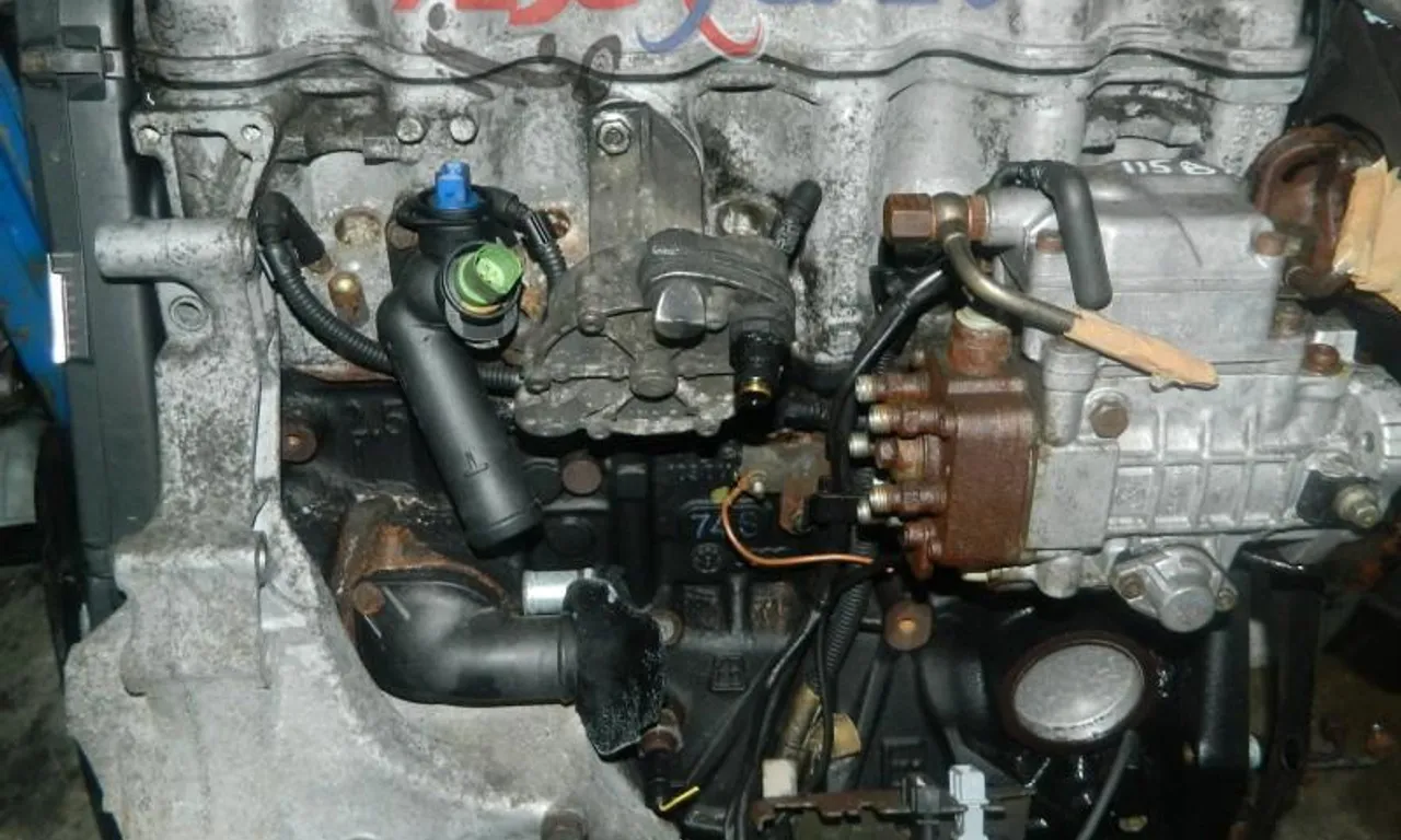 Motor complet MAZDA 121 II 1990-1997
