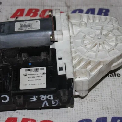 Motoras geam dreapta fata VOLKSWAGEN PASSAT B5.5 2000-2005 1K0959702E, vedere frontata