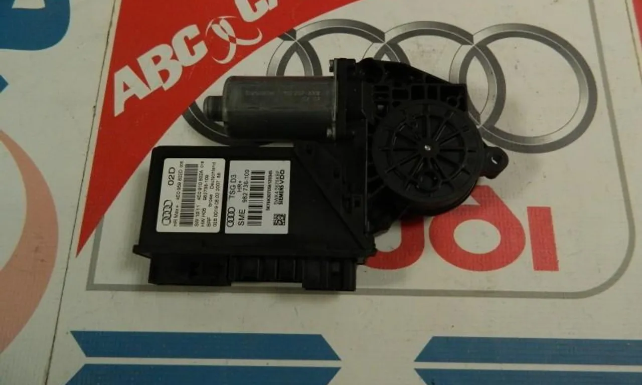 Motoras geam dreapta spate AUDI A8 D2 1994-2005