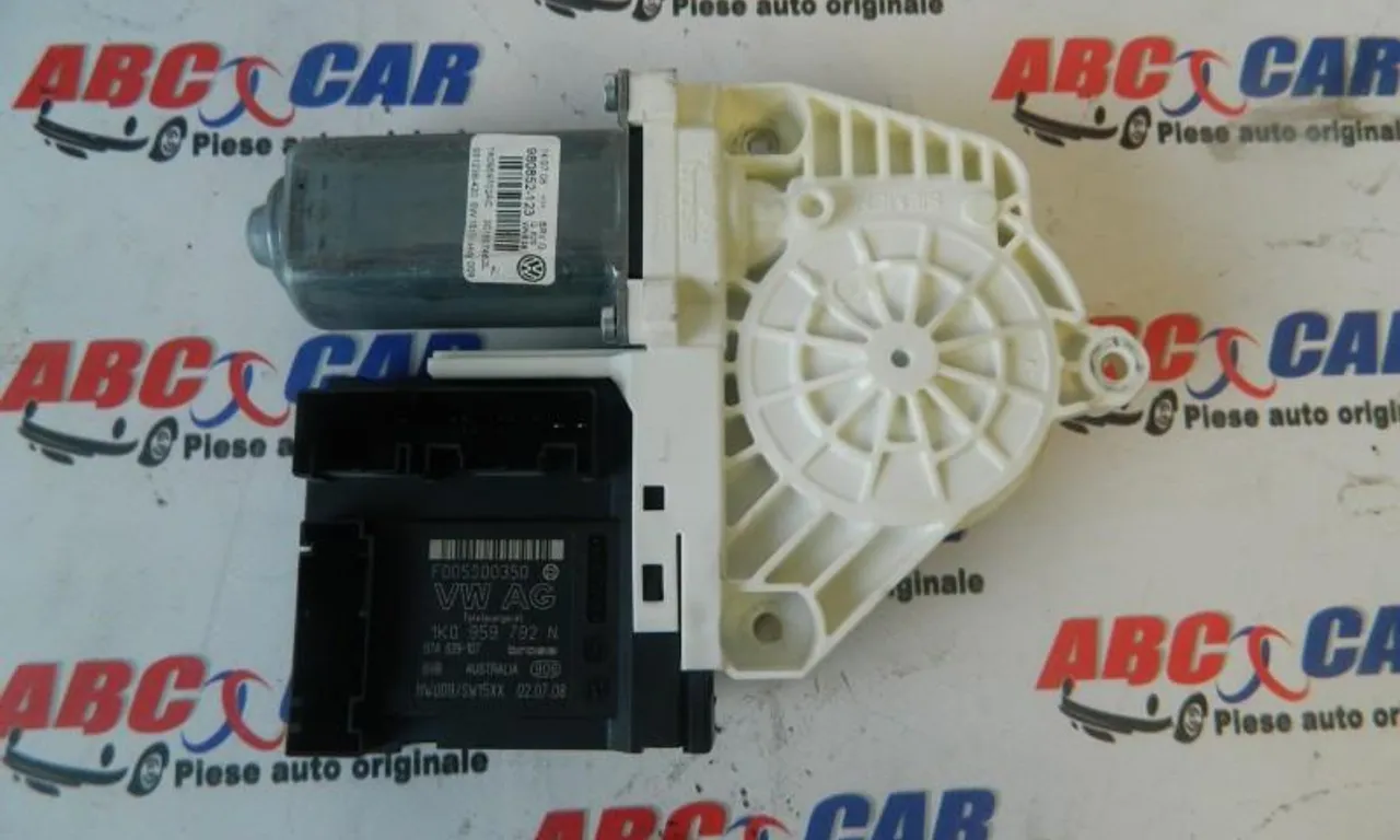 Motoras geam usa dreapta fata VOLKSWAGEN PASSAT ALLTRACK B7 2012-2014