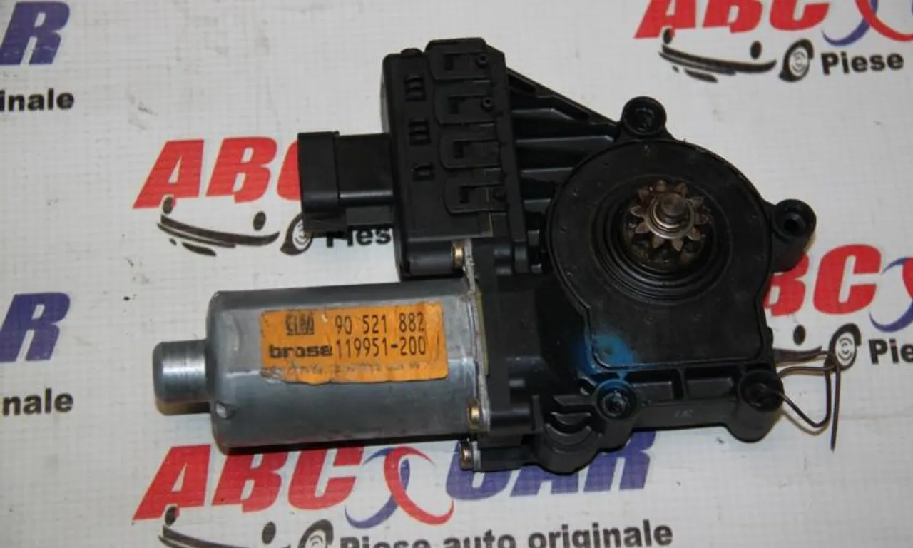 Motoras macara dreapta fata OPEL ASTRA G 1998-2009
