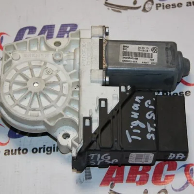 Motoras macara stanga spate