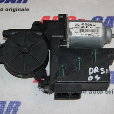 Motoras macara usa dreapta spate