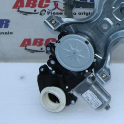 Motoras macara usa stanga fata TOYOTA YARIS 2013-2026, vedere frontata