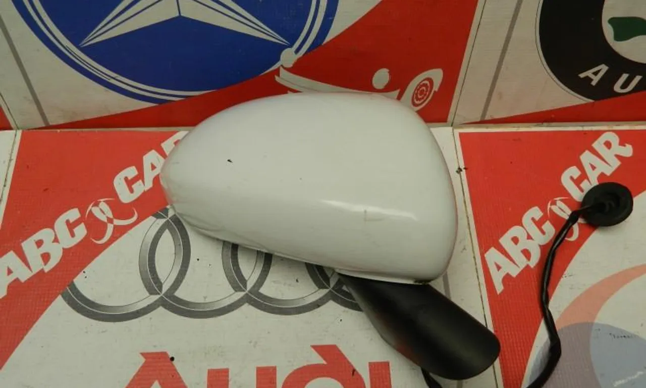 Oglinda dreapta OPEL CORSA D 2006-2015