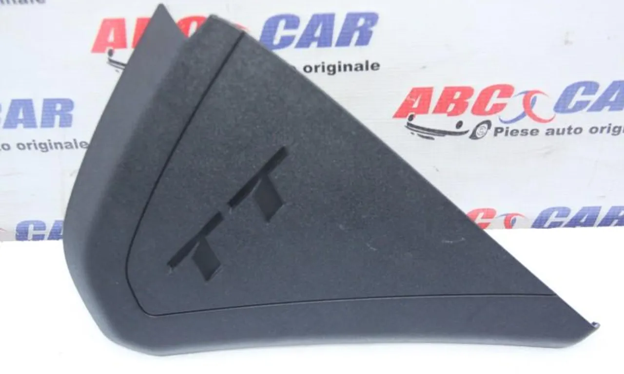 Ornament lateral dreapta plansa bord AUDI TT 2014-null