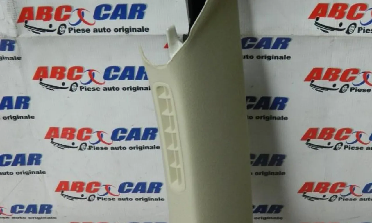 Ornament parbriz dreapta VOLKSWAGEN PASSAT CC B6 2008-2012