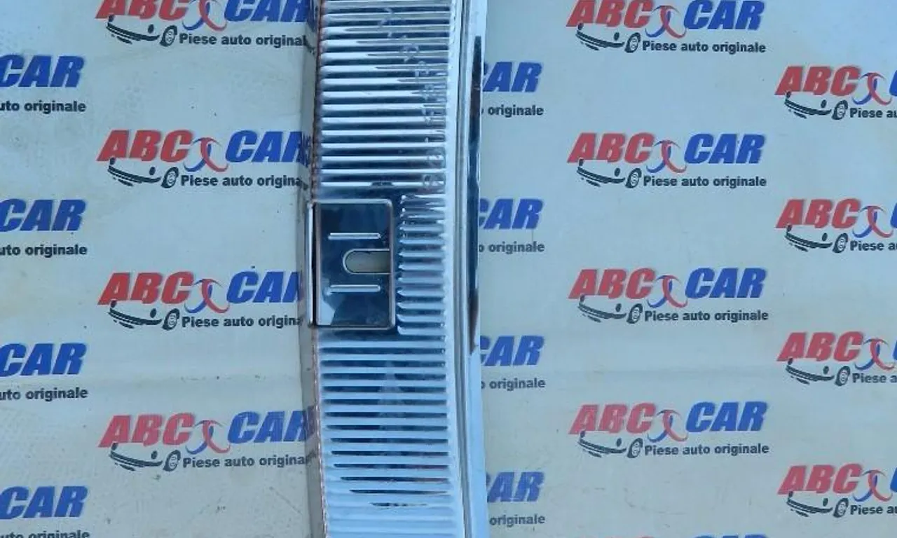 Ornament portbagaj VOLKSWAGEN TOUAREG 2017-2006