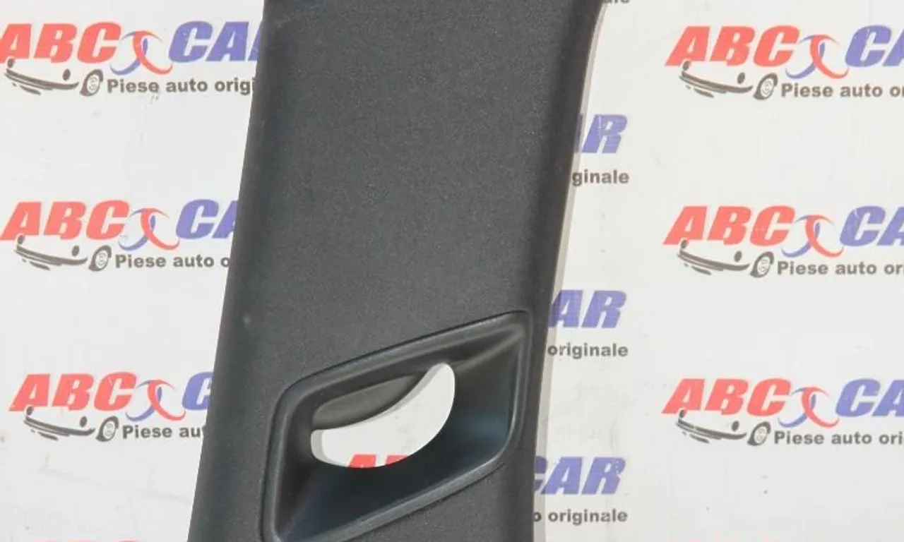 Ornament stalp centura stanga AUDI Q7 2015-null