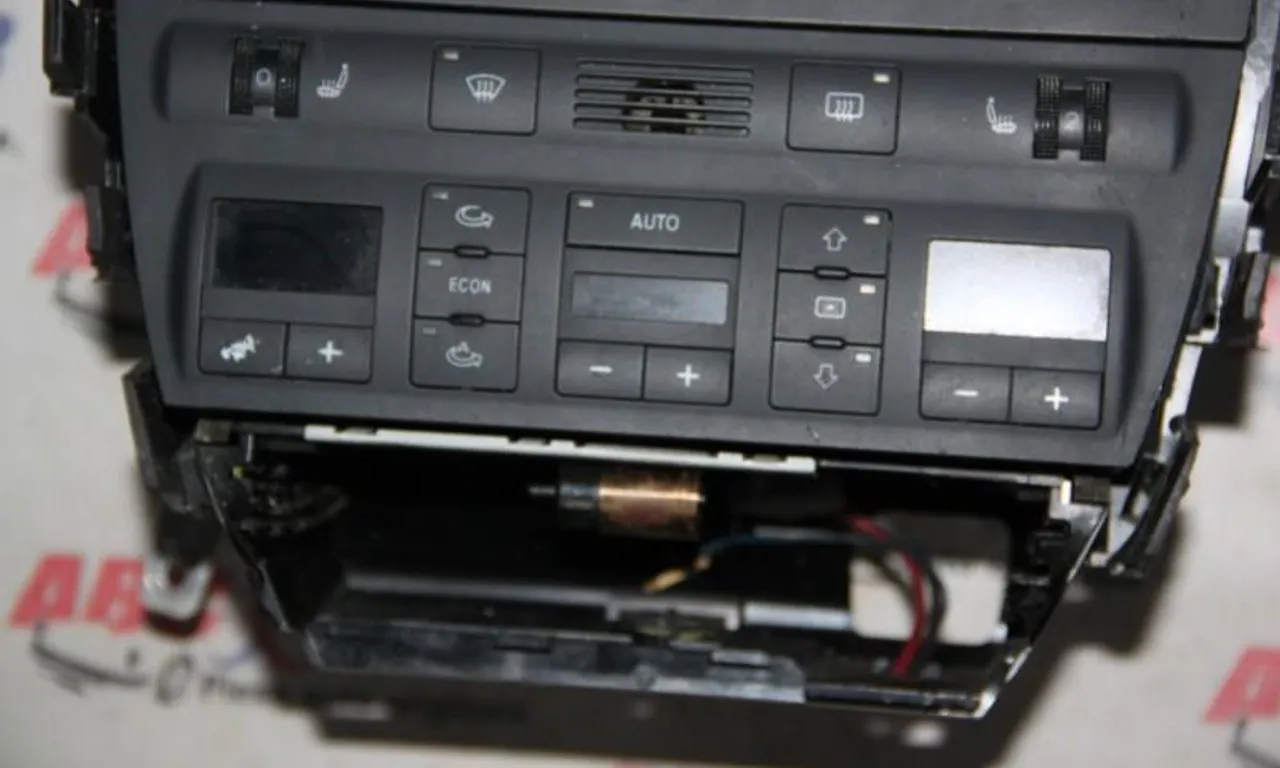 Panou climatronic AUDI A6 C5 1997-2005