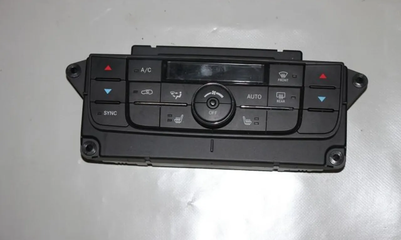 Panou Comanda clima JEEP GRAND CHEROKEE IV 2010-null