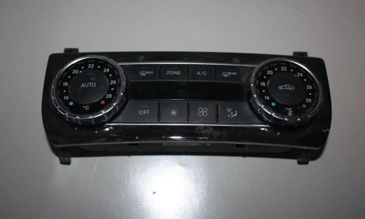 Panou Comanda clima MERCEDES CLS 2017-null
