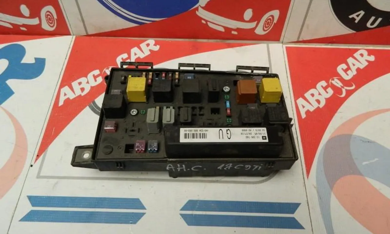 Panou siguranta OPEL ASTRA H TwinTop 2005-2010