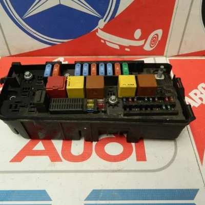 Panou siguranta OPEL VECTRA C GTS 2002-2009 13170900CS, vedere frontata