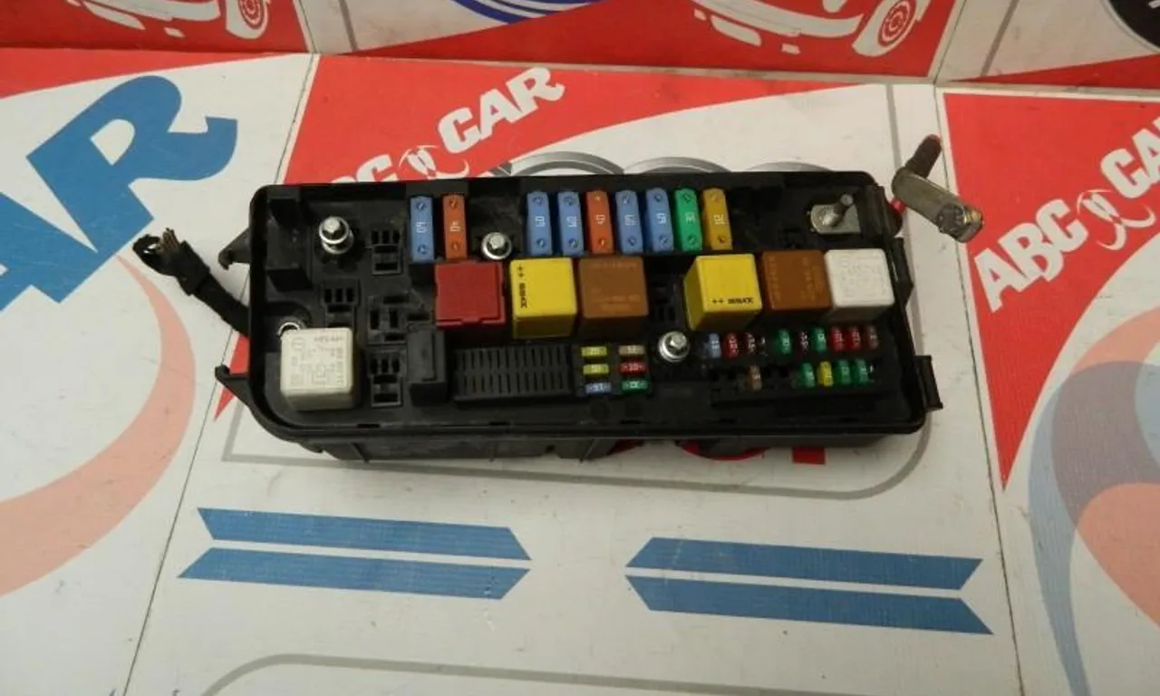 Panou siguranta OPEL VECTRA C GTS 2002-2009