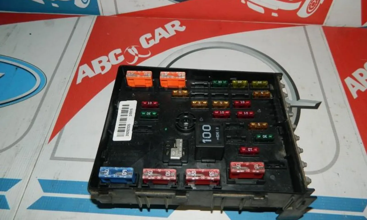 Panou siguranta VOLKSWAGEN PASSAT B7 2010-2014