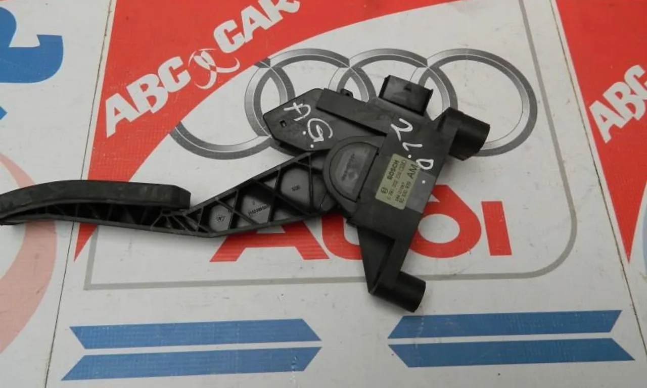 Pedala acceleratie OPEL ASTRA G CLASSIC Caravan 2004-2009