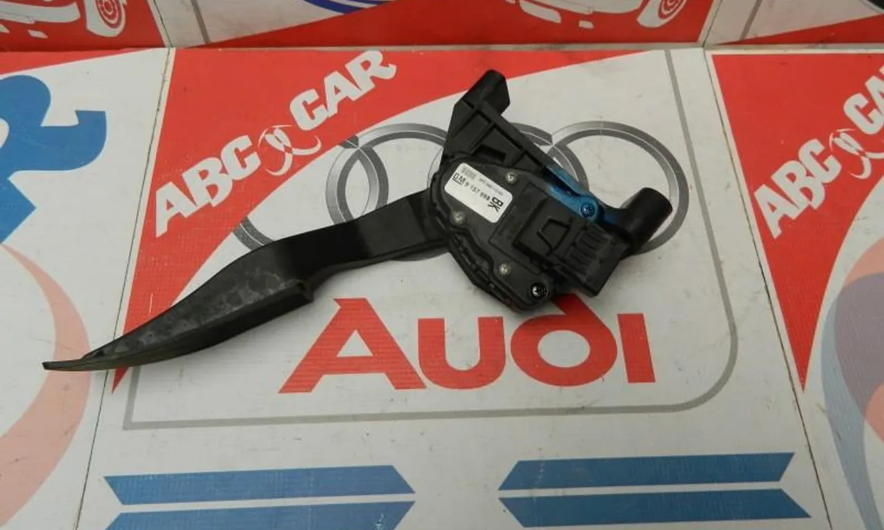 Pedala acceleratie OPEL ASTRA G CLASSIC Caravan 2004-2009