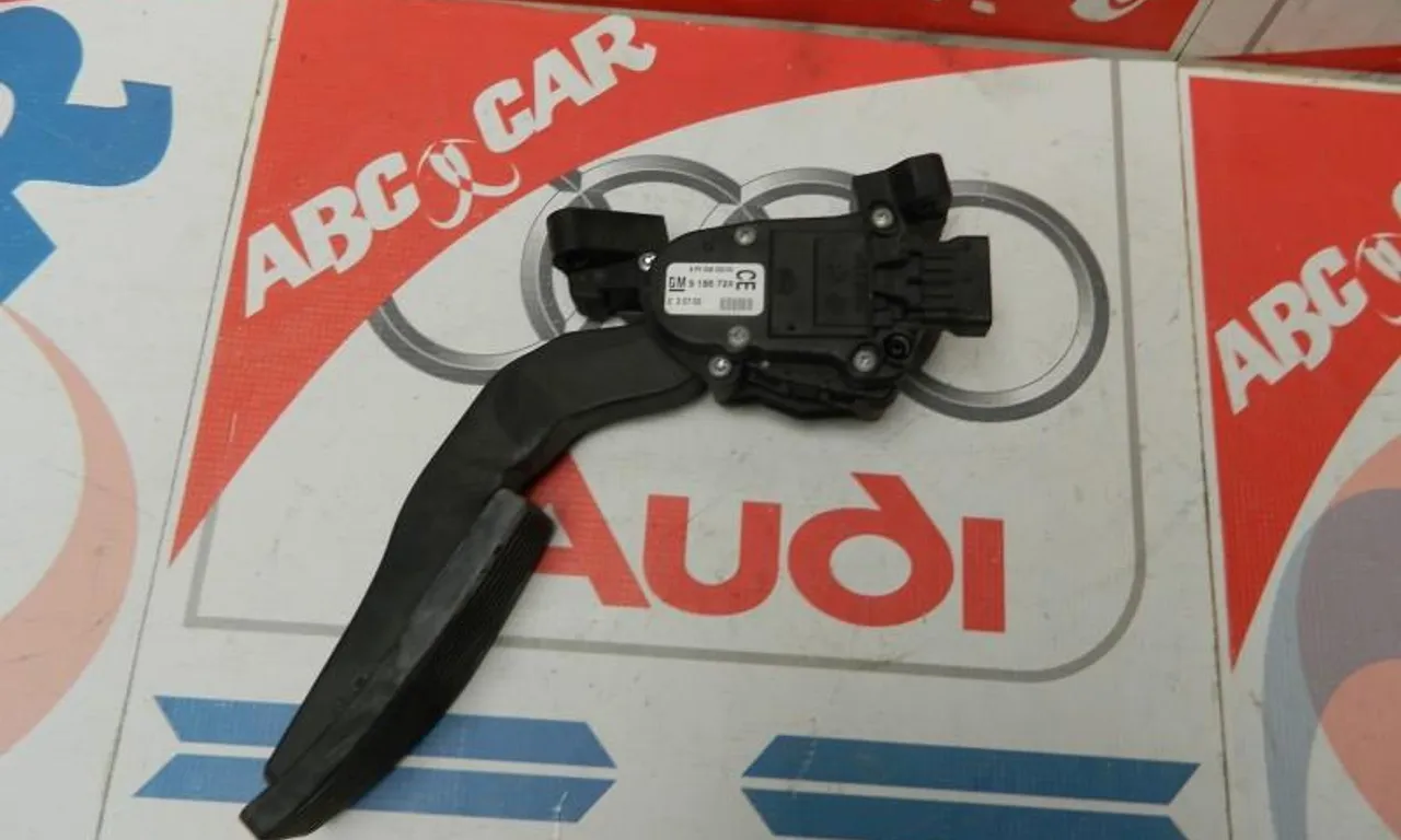 Pedala acceleratie SAAB 9-3 1998-2003