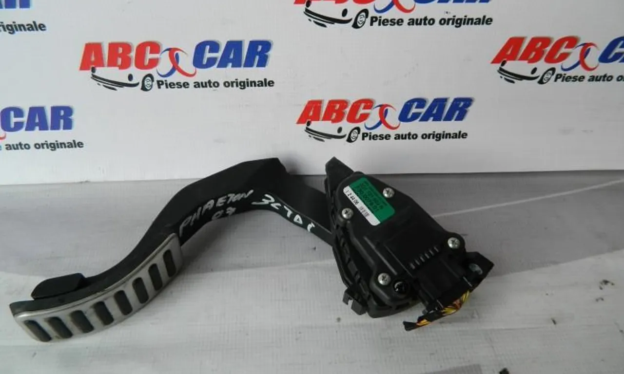 Pedala acceleratie VOLKSWAGEN PHAETON 2002-2016