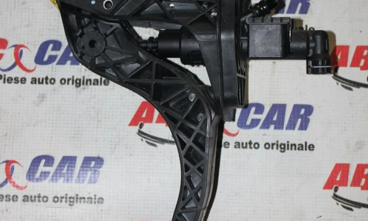 Pedala ambreiaj PEUGEOT 2008 I 2013-null