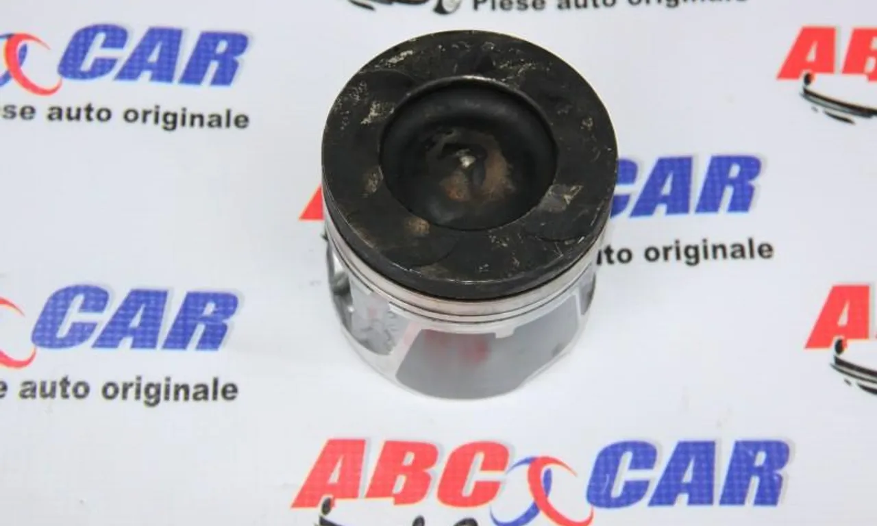 Piston RENAULT TRAFIC II 2001-null