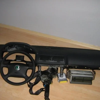 Plansa bord SKODA OCTAVIA I 1998-2010, vedere frontata