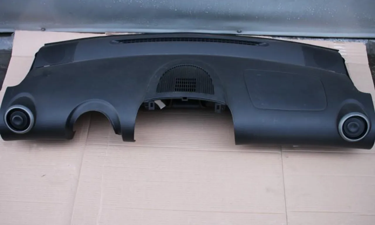Plansa bord TOYOTA AYGO 2005-2014