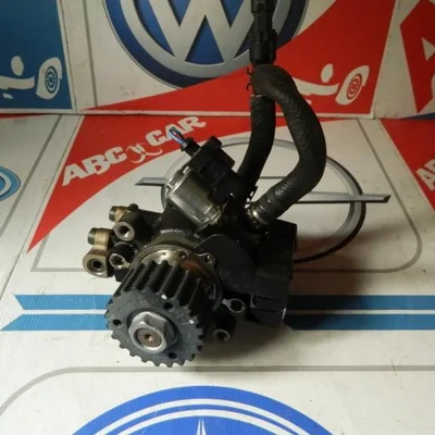 Pompa inalta presiune VOLKSWAGEN GOLF ALLTRACK VII Variant 2014-2020 04L130755B, vedere frontata