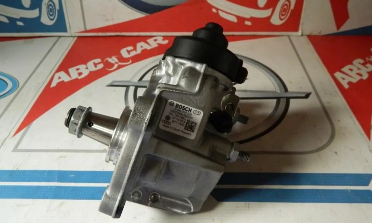 Pompa inalta presiune VOLKSWAGEN PASSAT B7 2010-2014