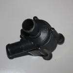 Pompa recirculare apa VOLKSWAGEN TIGUAN 2016-2024 5Q0965561B, vedere laterala