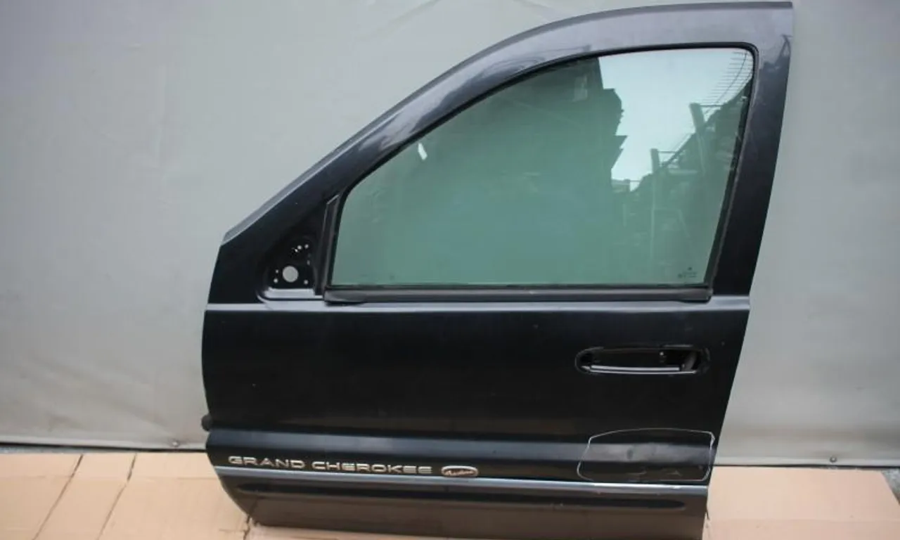 Portiera Usa fata stanga JEEP GRAND CHEROKEE II 1998-2005