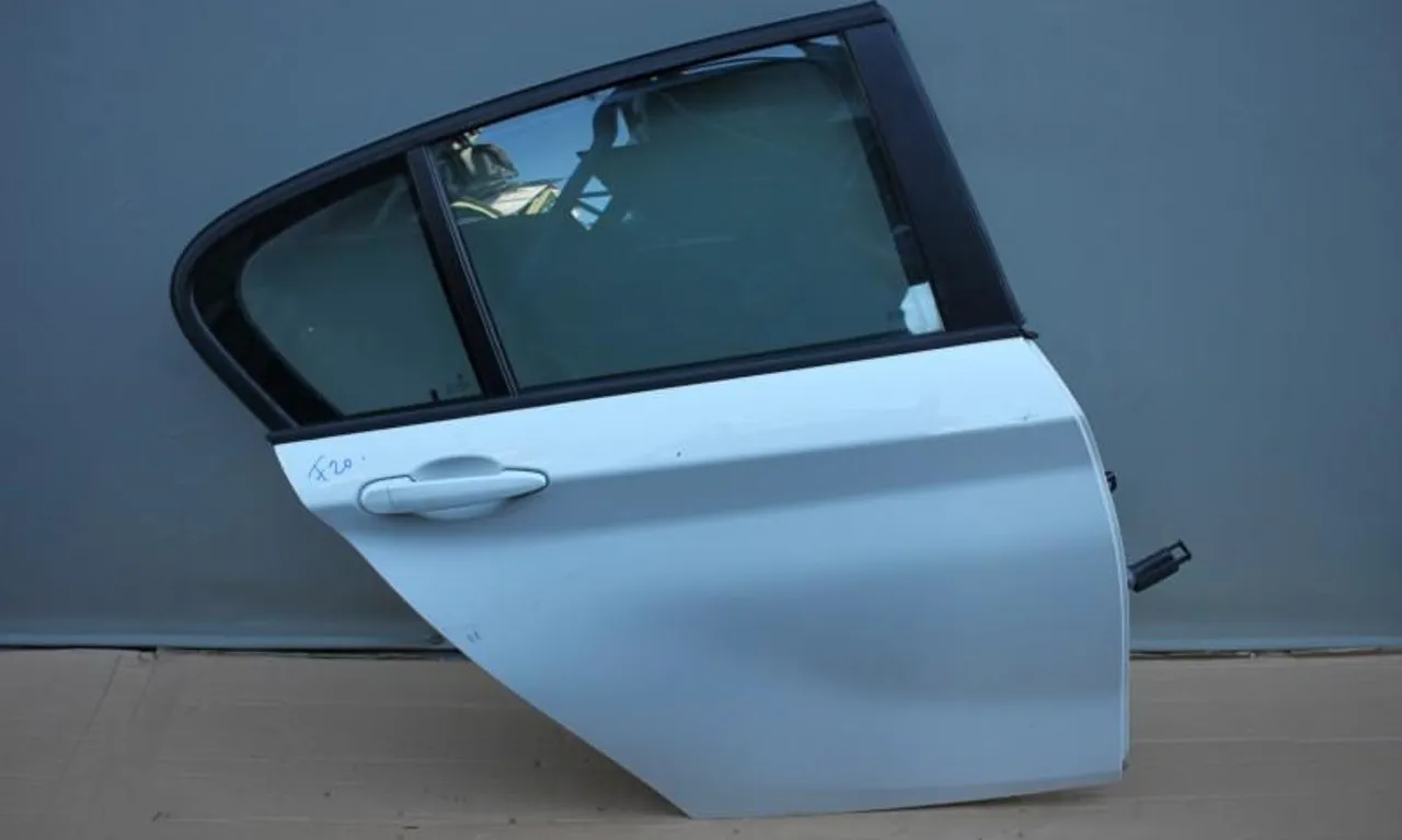 Portiera Usa spate dreapta BMW 1 2011-2019
