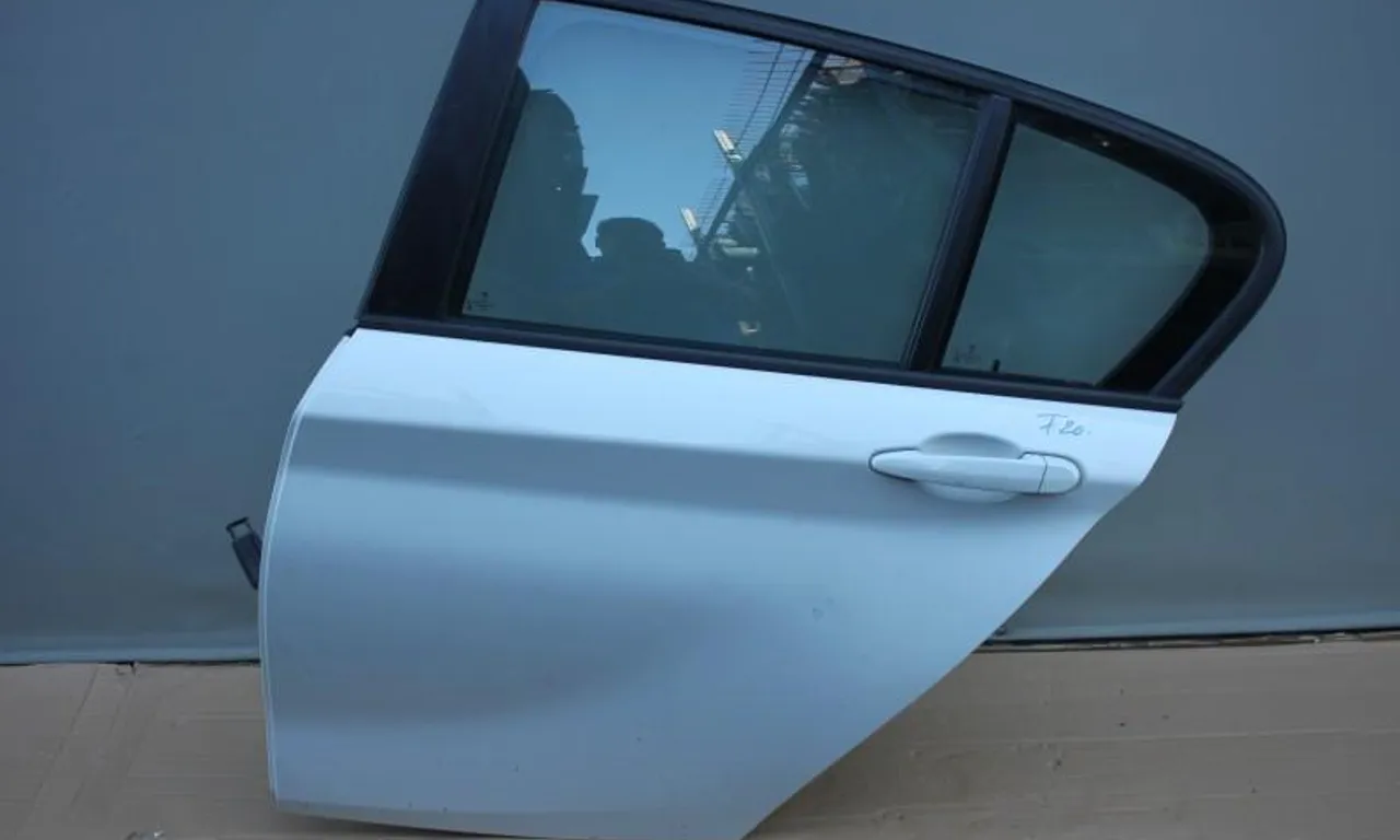 Portiera Usa spate stanga BMW 1 2011-2019
