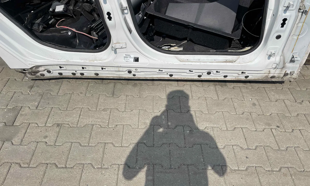 PRAG DREAPTA BMW 4 Gran 2014-2021