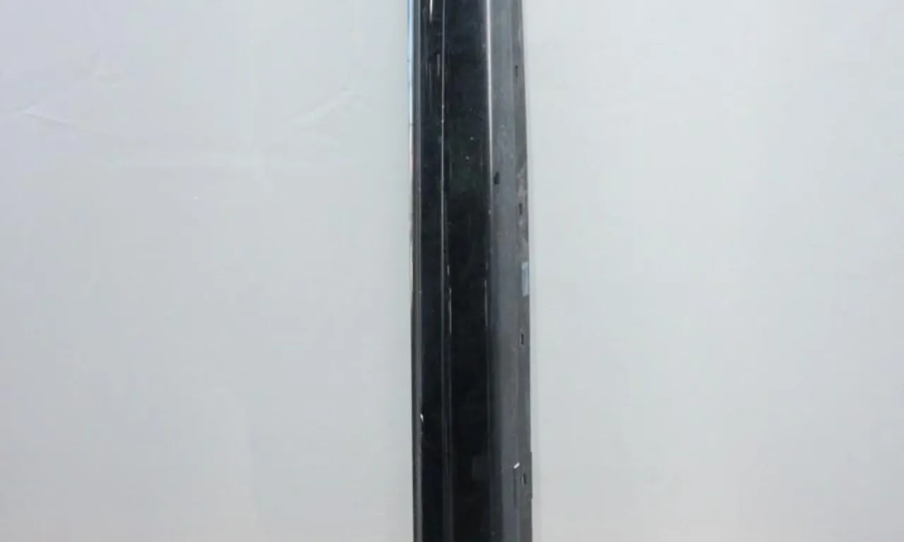 Prag dreapta BMW X1 2009-2015