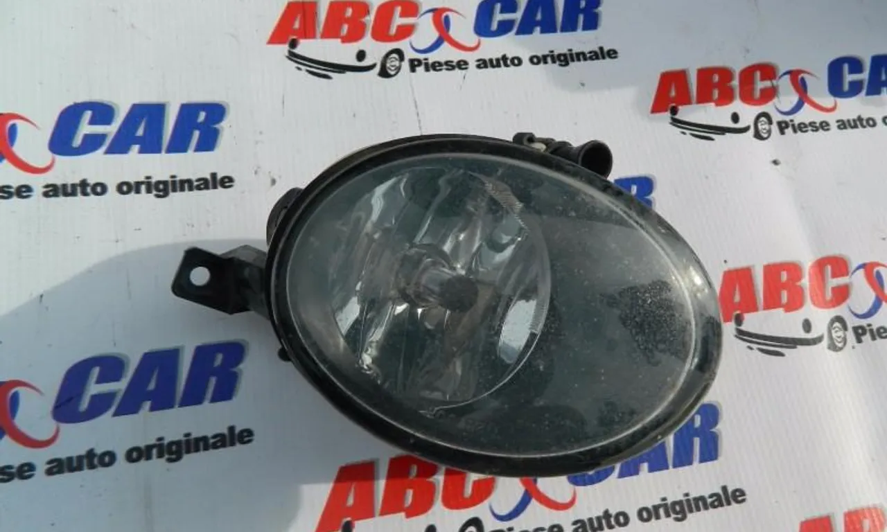 Proiector stanga VOLKSWAGEN GOLF VI 2008-2014