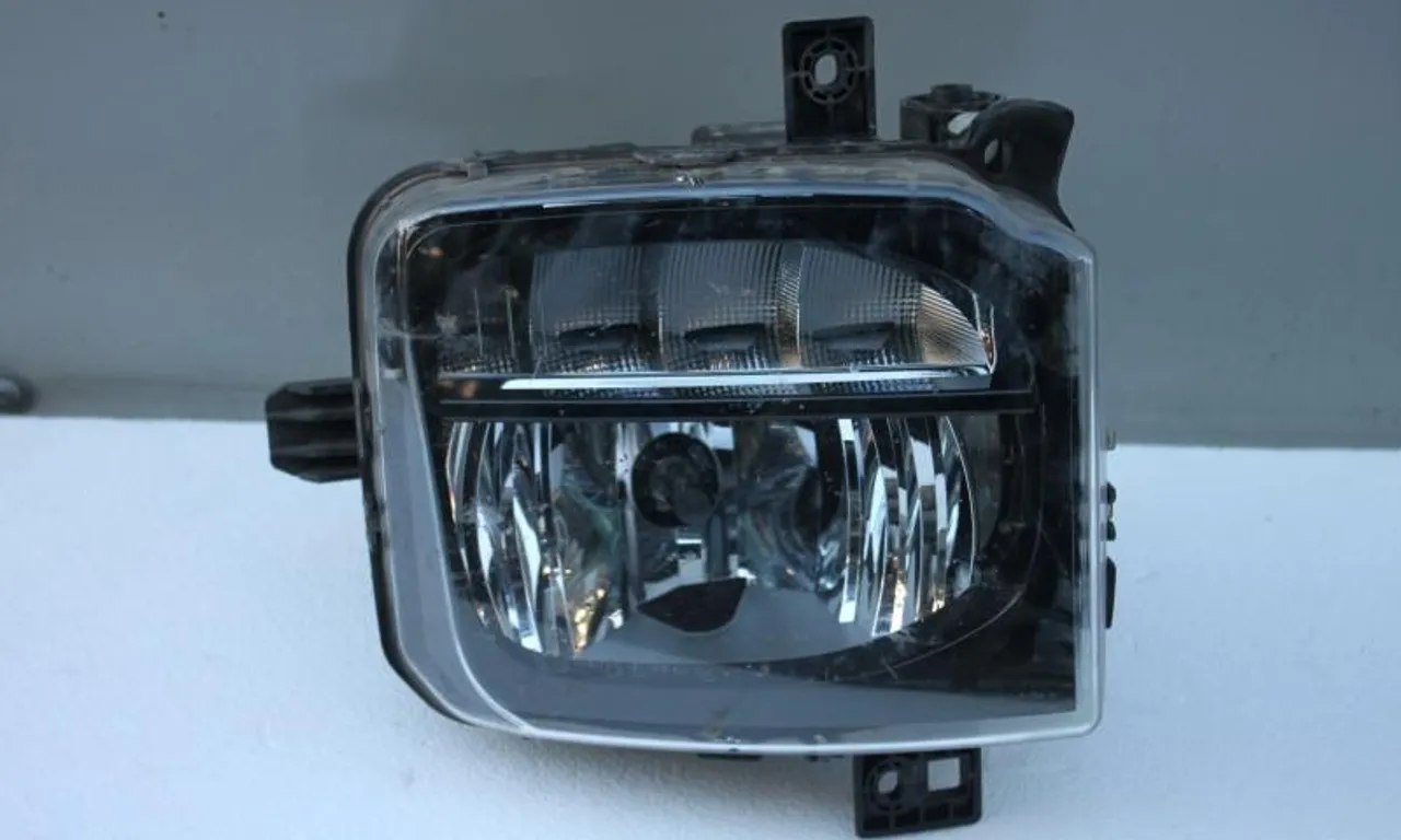 Proiector stanga VOLKSWAGEN T-CROSS 2018-null