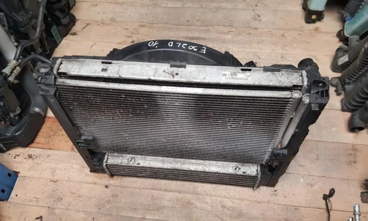 Radiator apa BMW 3 2004-2012